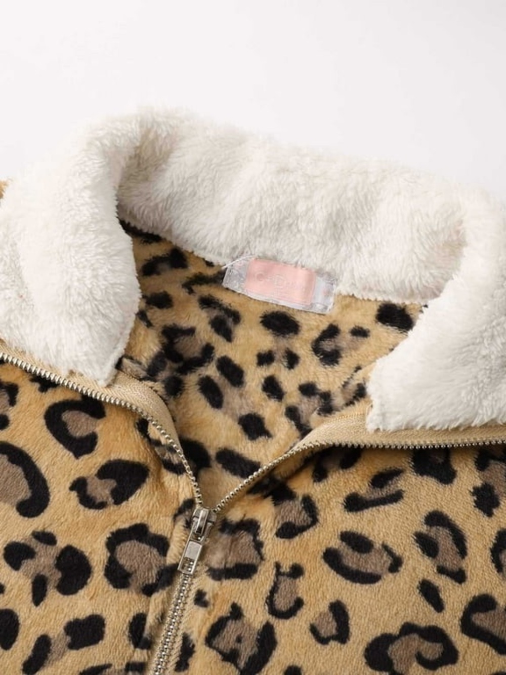 C+D+M Women's Cream & Leopard Sherpa Half-Zip Pullover Jacket - Picture 5 of 10
